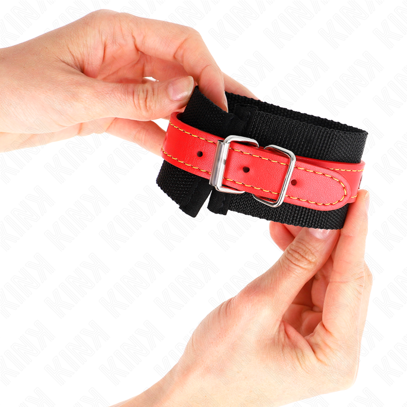 KINK - MUÑEQUERAS DE NYLON NEGRO CON CORREA POLIPIEL ROJO AJUSTABLE 19-24 CM X 5.5 CM - Imagen 3